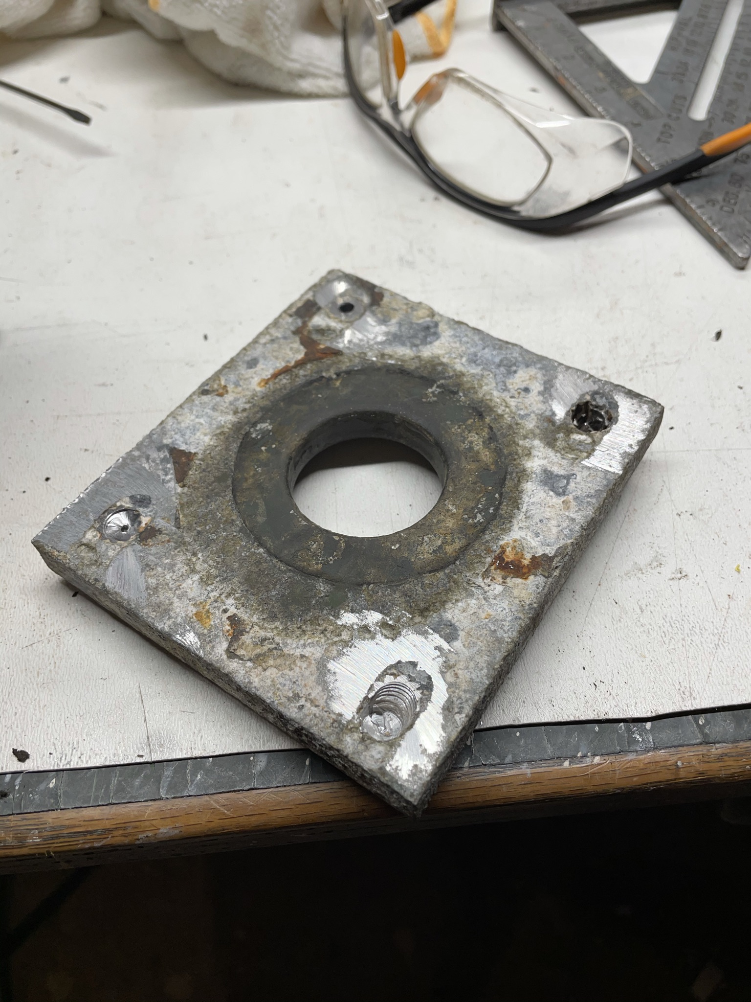 Damaged mounting plate